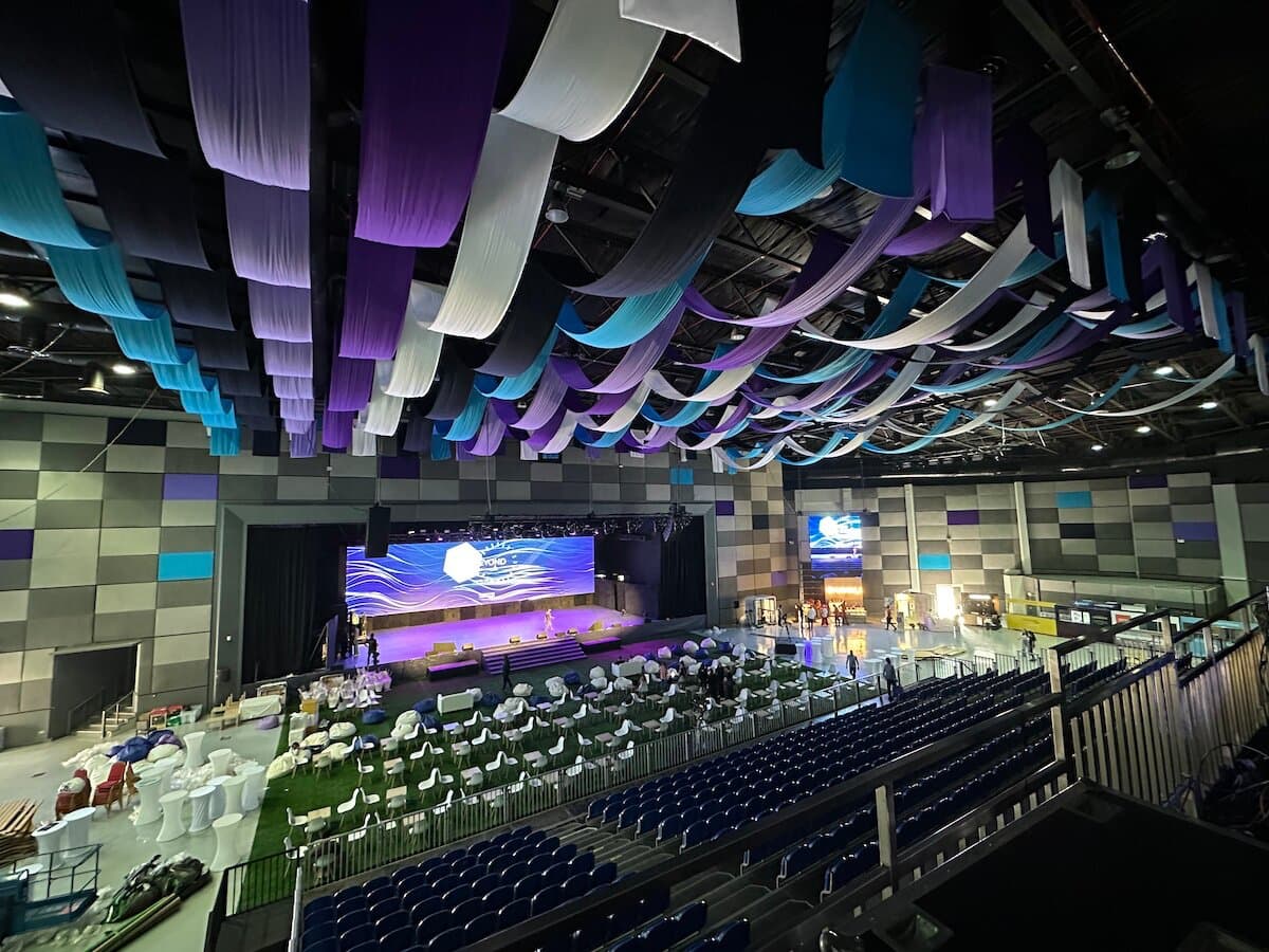 Main Floor at The Agenda (Convention Centre R86)