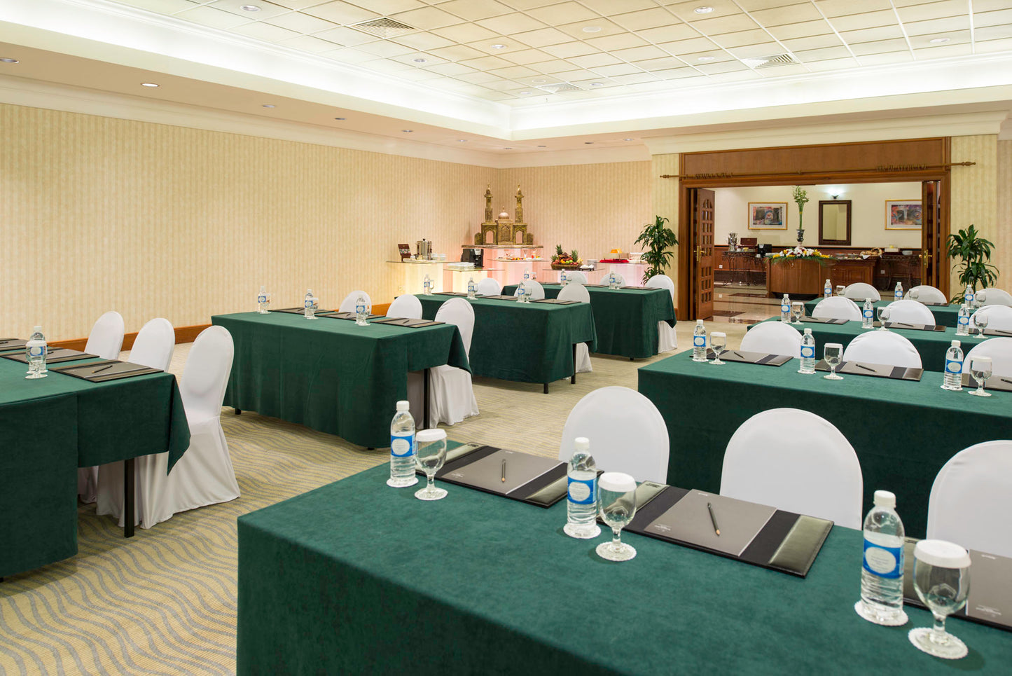 Ajman 2 (Meeting Room 1011)