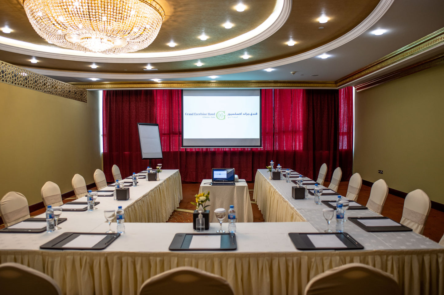 Excelsior Boardroom 1 (Meeting Room 342)