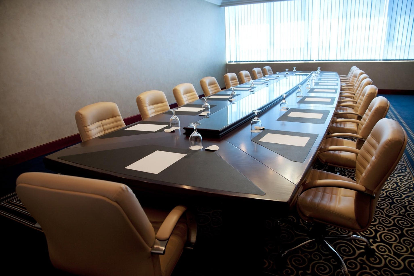 Excelsior Boardroom 3 (Meeting Room 344)