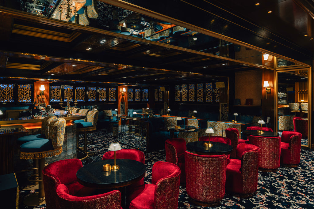 Kiara (Lounge 1194)