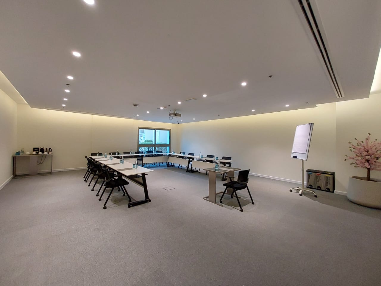 Oman (Meeting Room 1376)