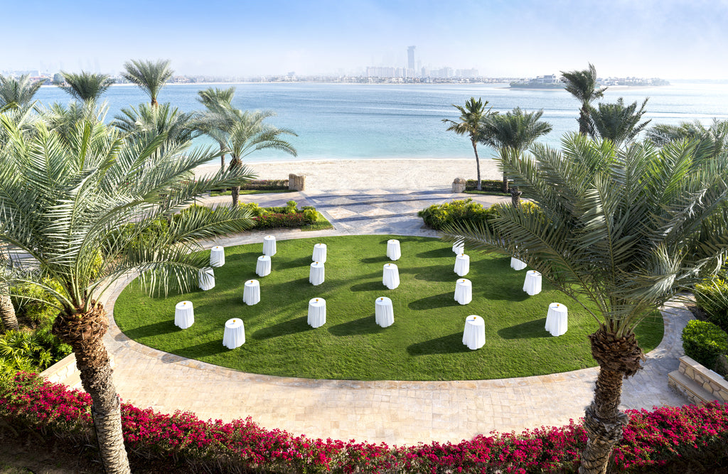 Palm View Garden (Lawn 254)