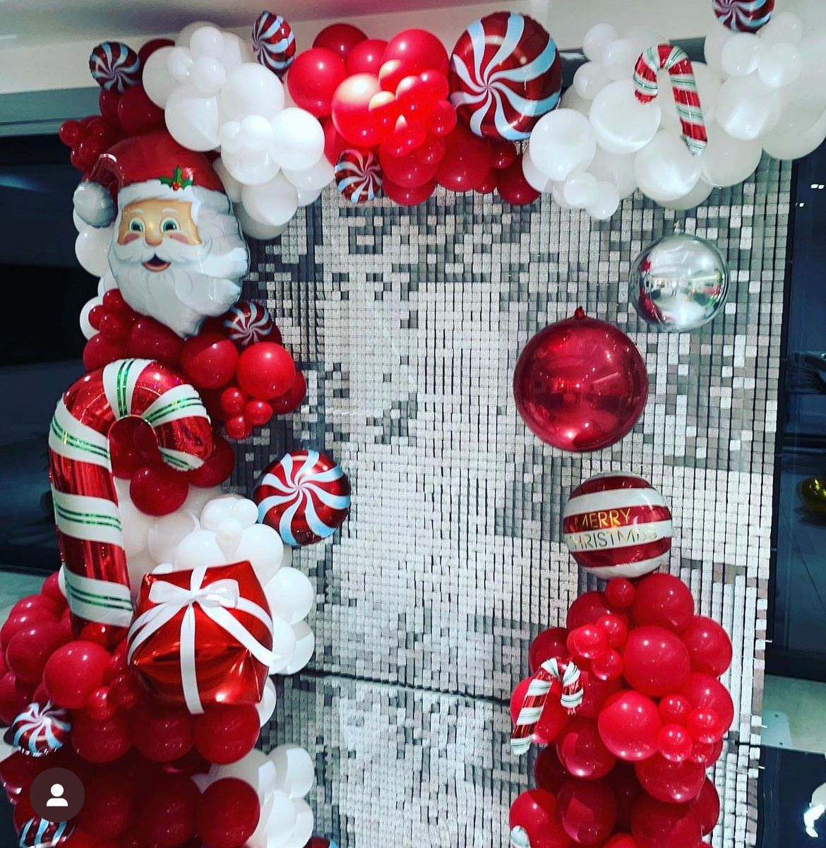 Christmas Shimmering Wall Decor