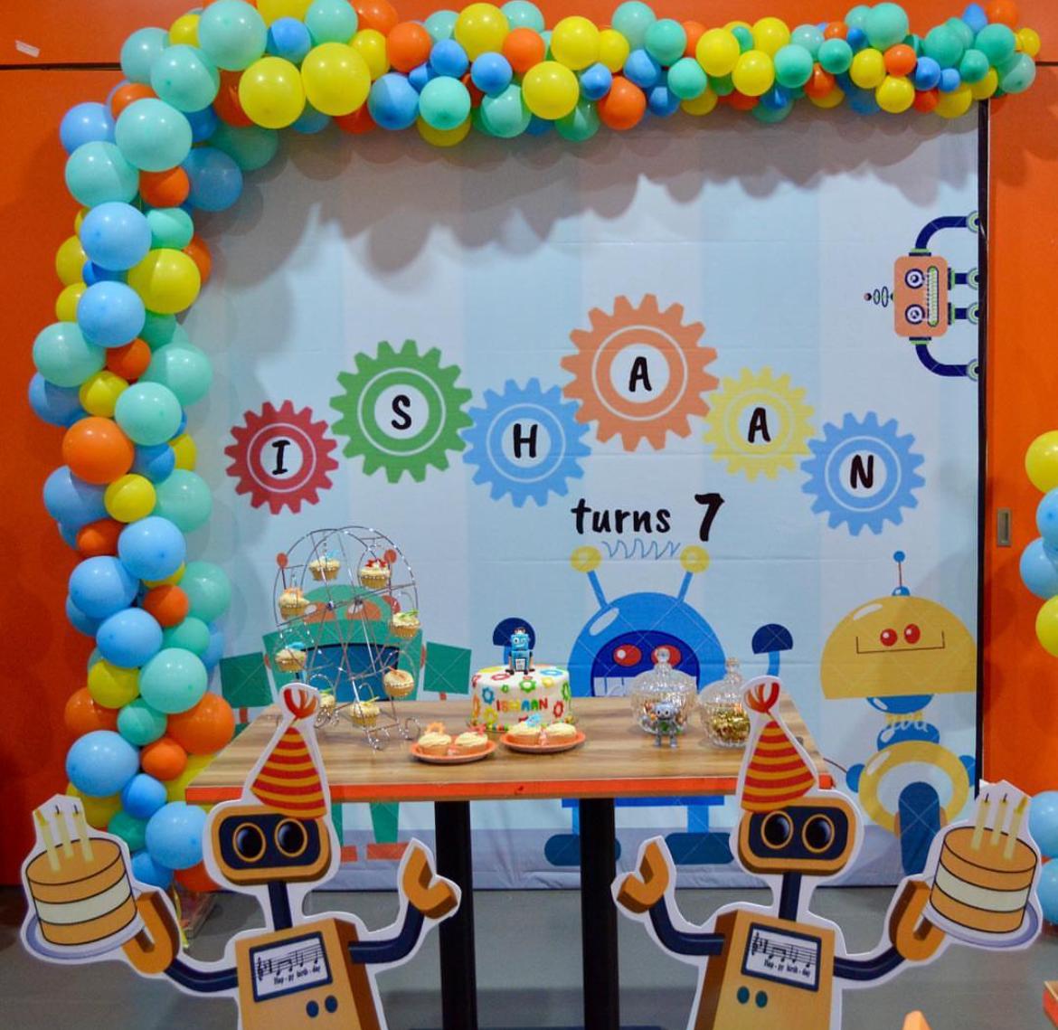 Cute Robot Theme Decor