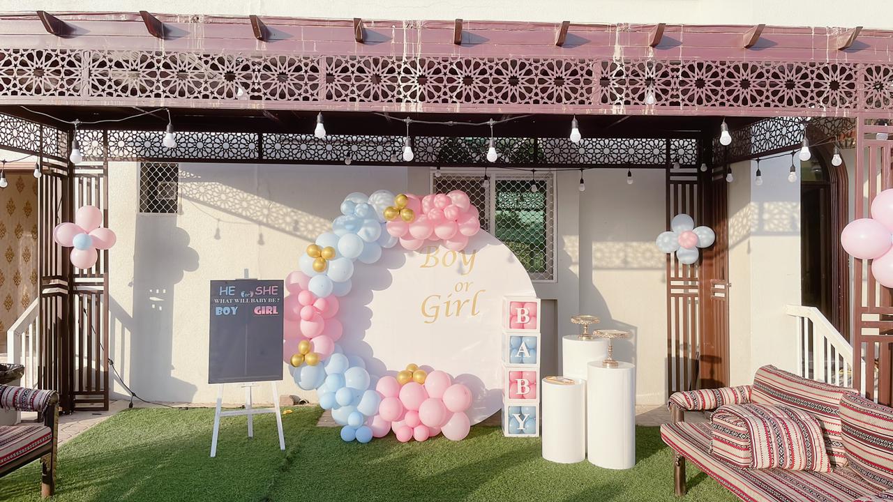 Gender Reveal Decor