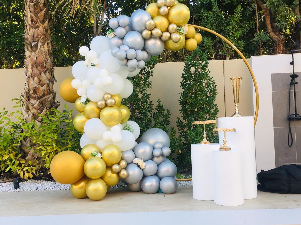 Gold Ring Birthday Decor