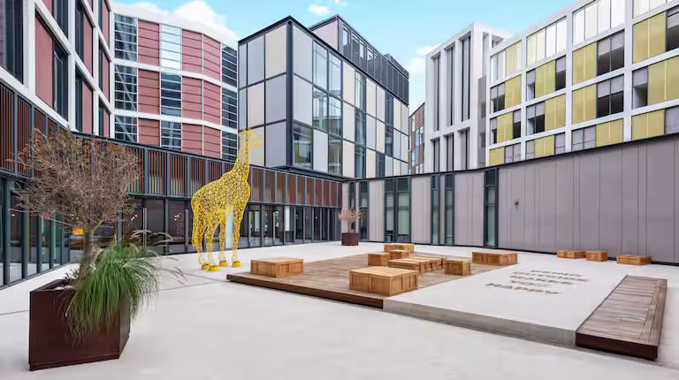 Courtyard (Terrace Area 1367)