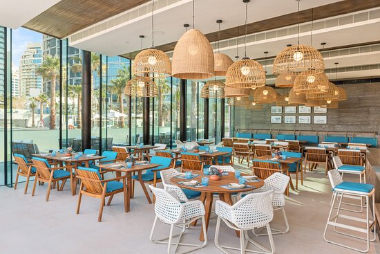 Beach Grill (Restaurant 450)
