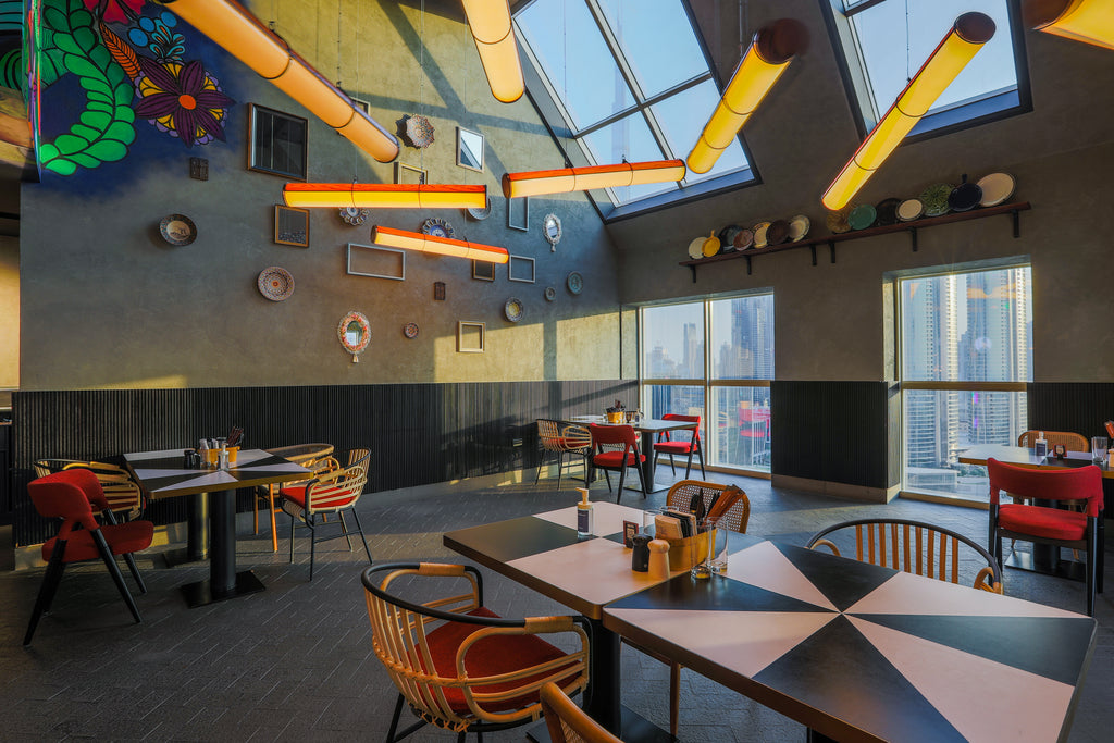 24th Street (Restaurant 841)