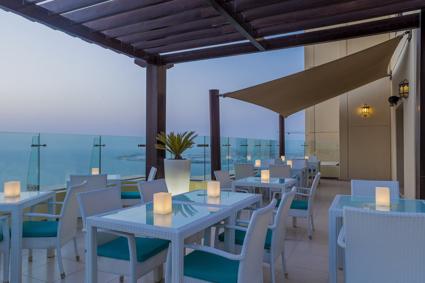Pure Sky Lounge (Lounge 1146)