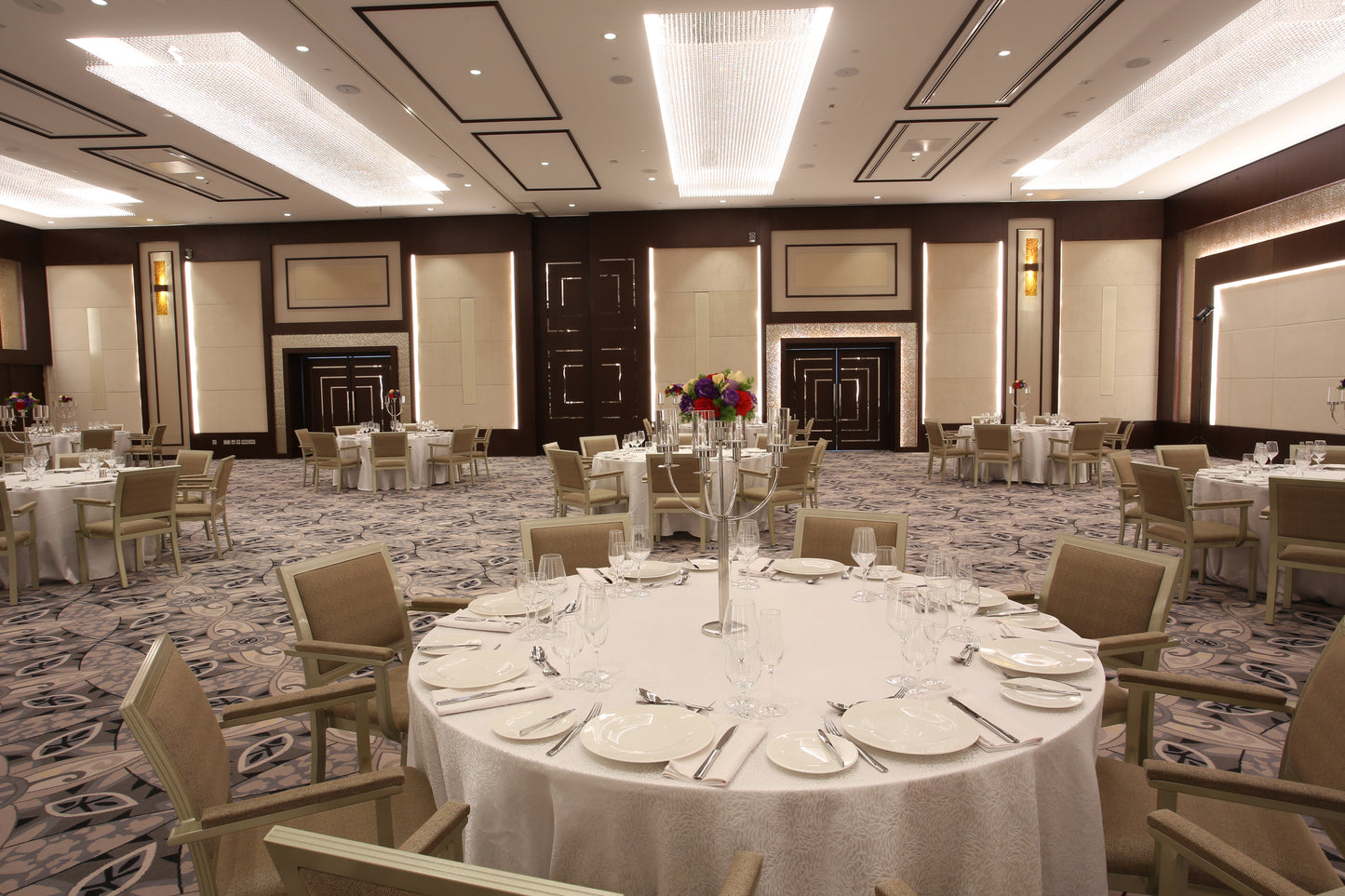 Al Shindagah (Ballroom 33)