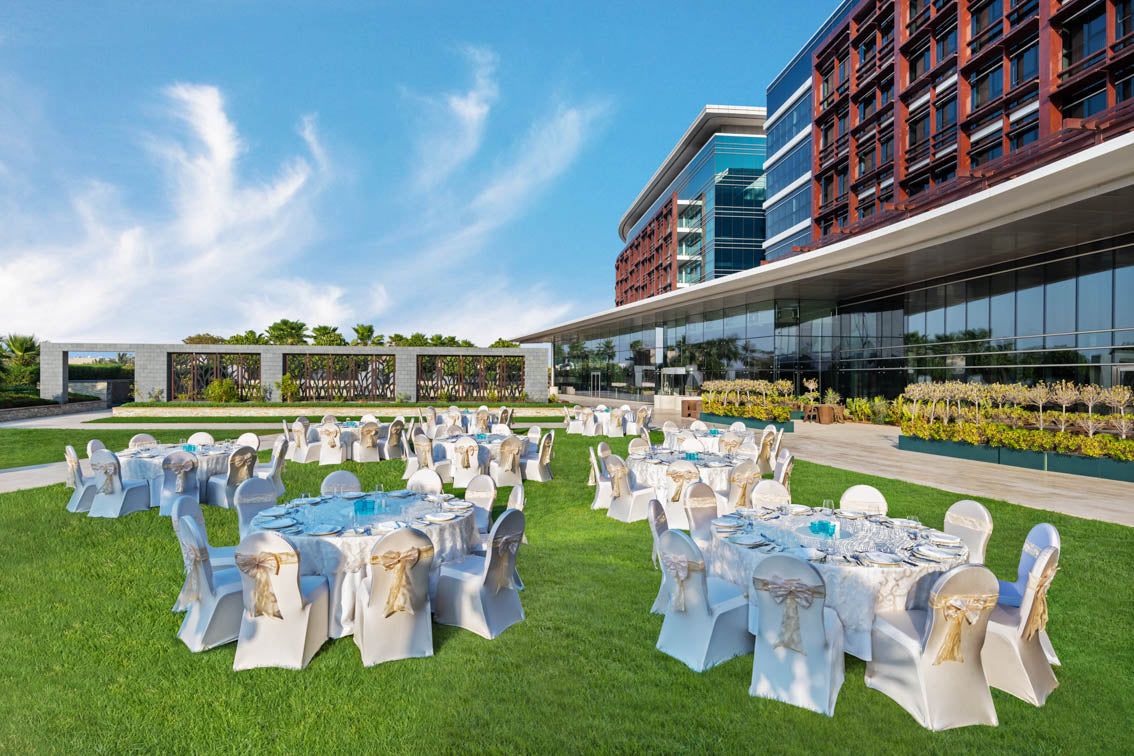 Movie Terrace (Terrace Area 1370)