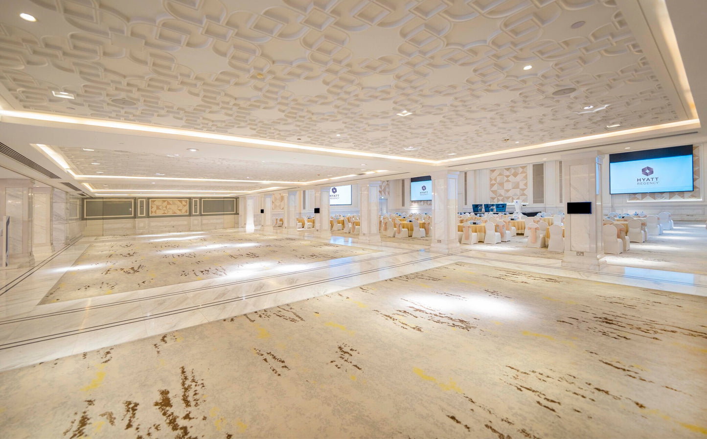 Crystal Ballroom B (Ballroom 943)