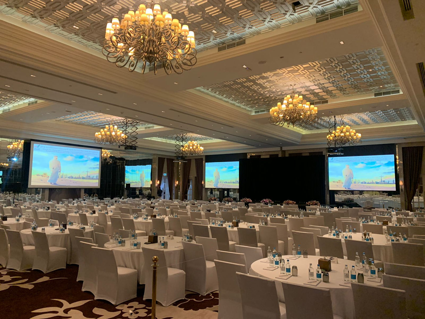 Grand (Ballroom 422)
