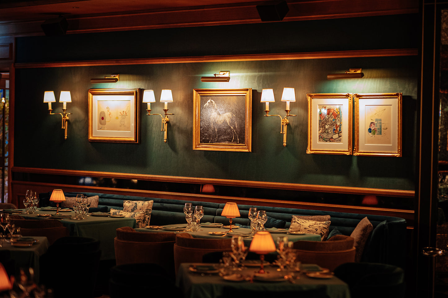 Caviar Kaspia (Restaurant 1195)