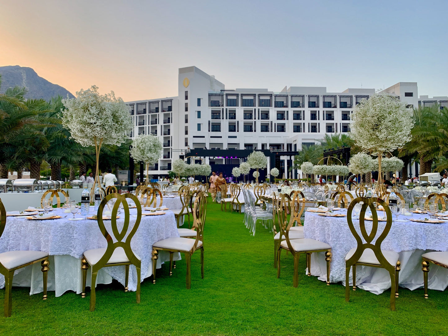 Grand (Lawn 337)