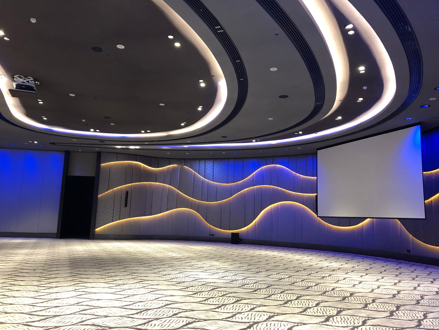 Great Room 2 (Ballroom 692)