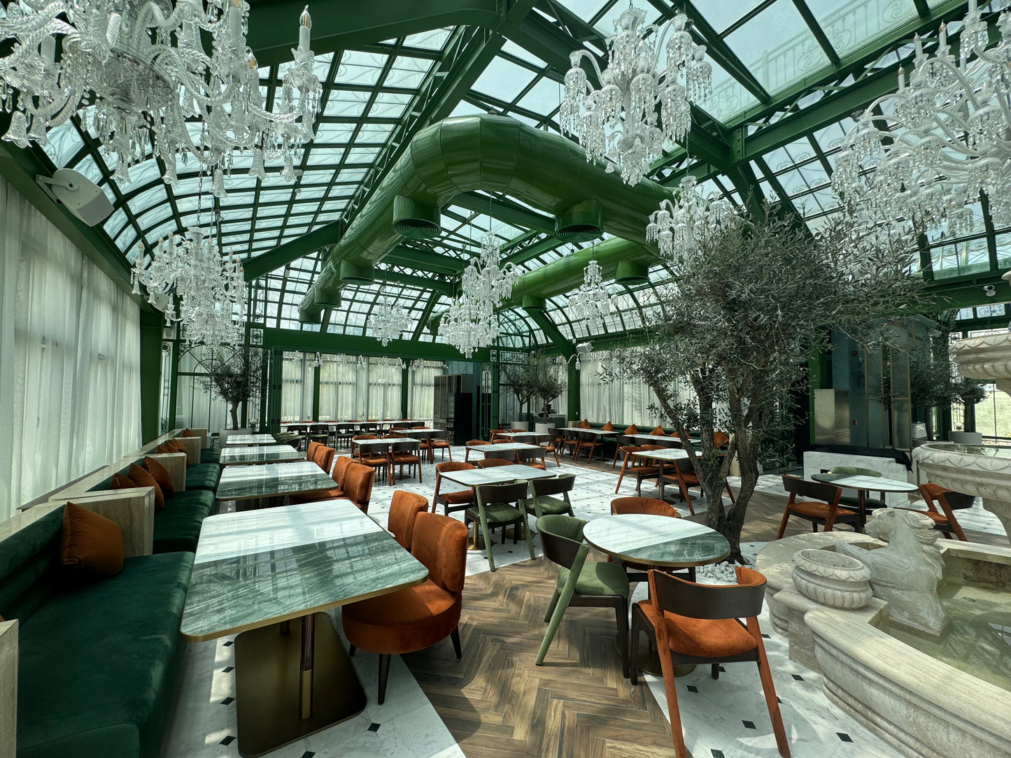 Bahu (Ballroom 454)
