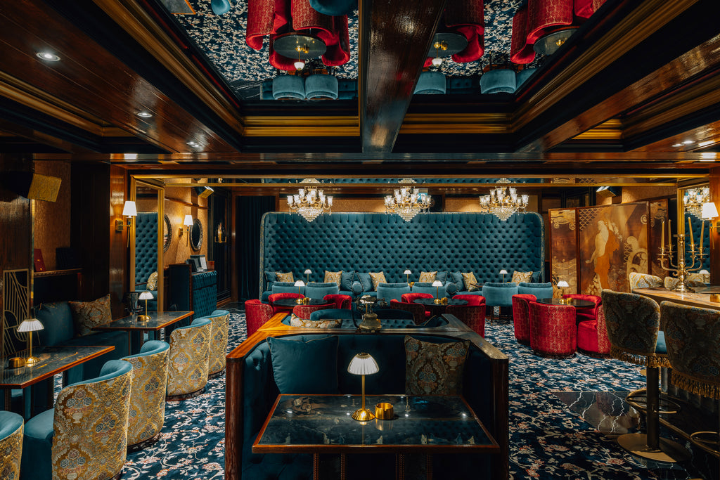 Kiara (Lounge 1194)