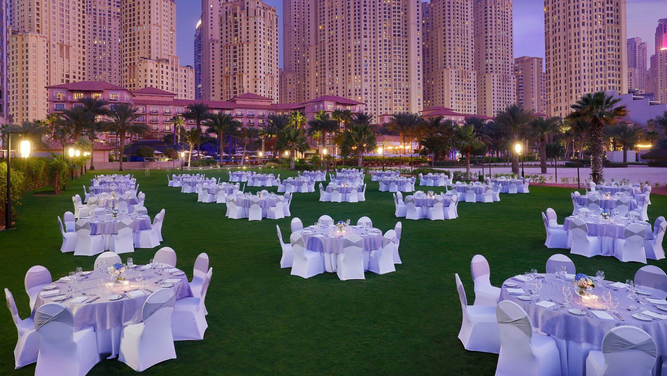 La Brise Lawn (Lawn 413)