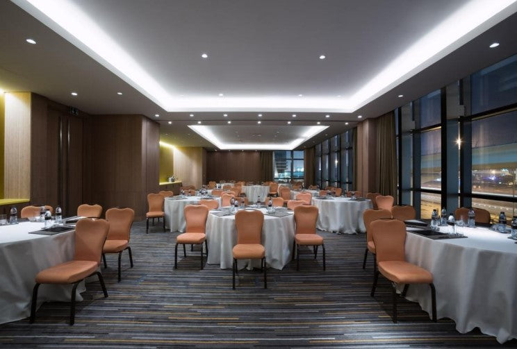 Opal (Meeting Room 595)
