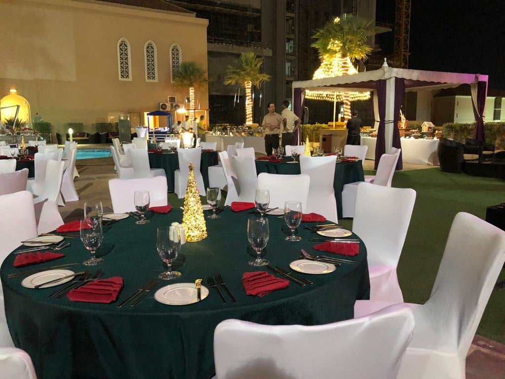 Pool Side (Poolside Area 383)