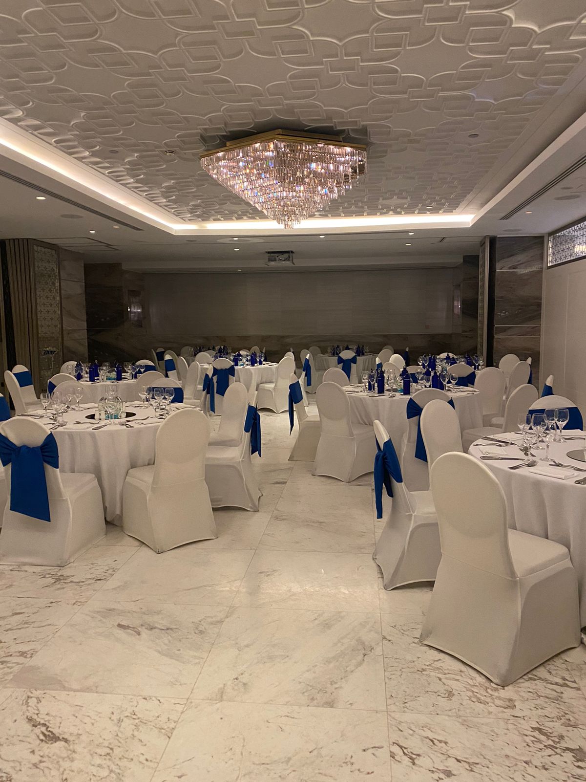 Regency Room (Meeting Room 945)