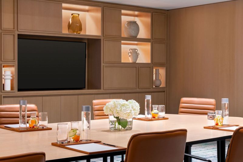 Sall (Meeting Room 397)