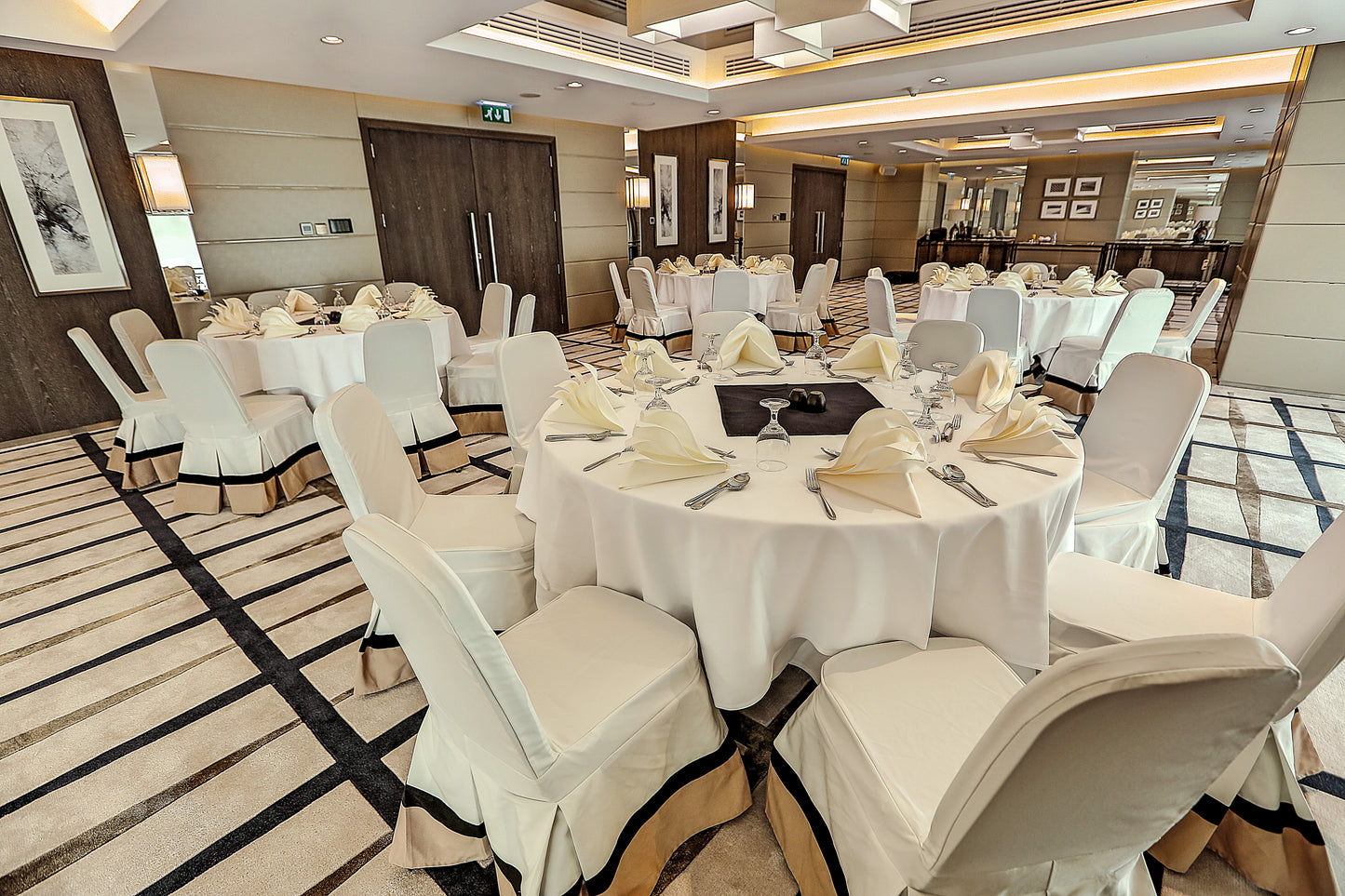 Summit (Ballroom 1287)