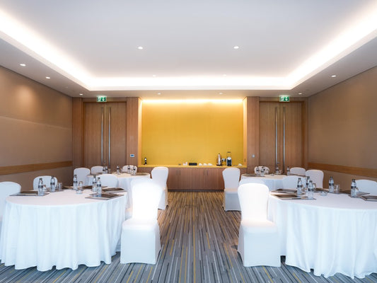 Topaz (Meeting Room 594)