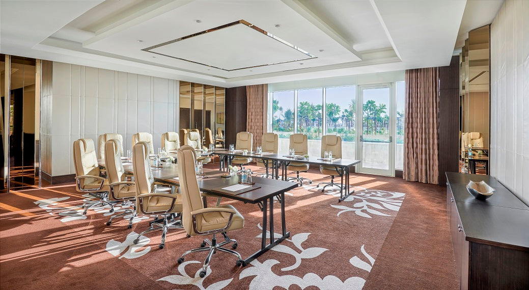 Madison (Meeting Room 1090)