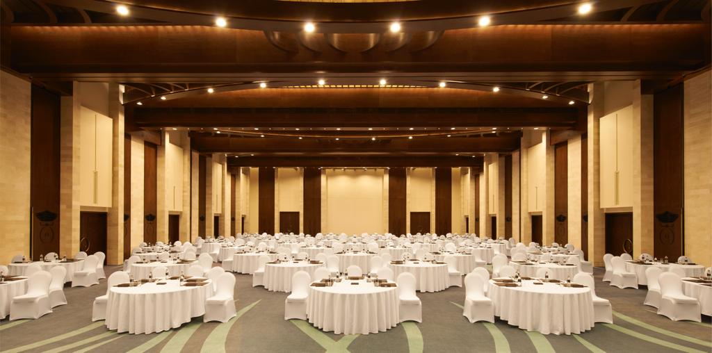 Moorea (Ballroom 248)