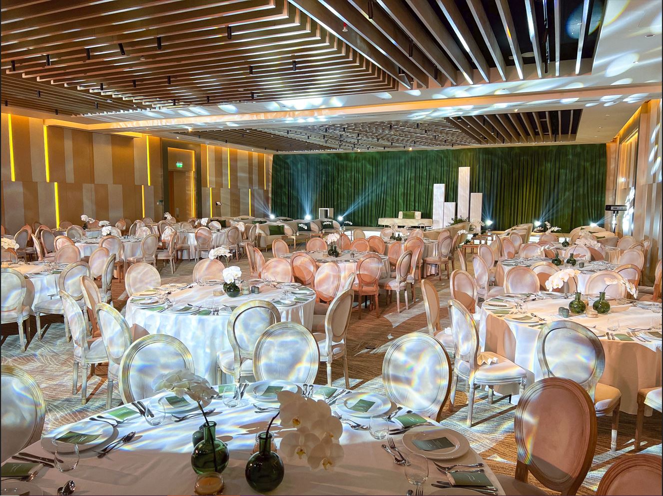 Arjan 2 (Ballroom 322)