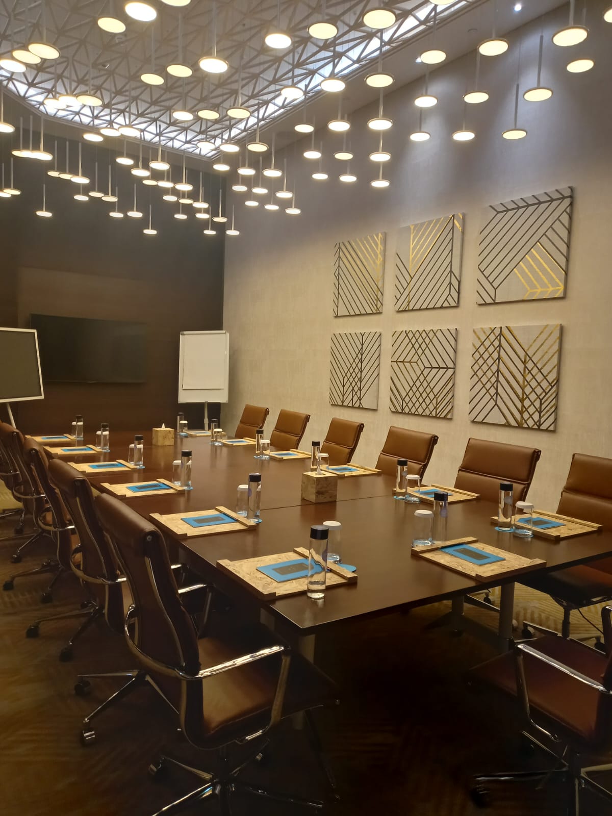 Thebes (Meeting Room 1210)