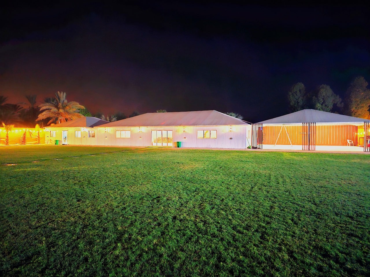 Aashiyana Farms (Farmhouse R98)