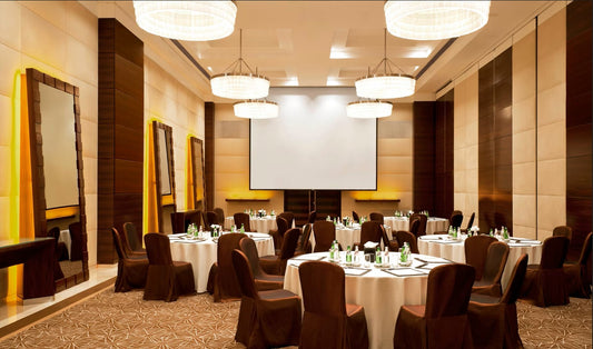 Windsor 1 (Ballroom 128)