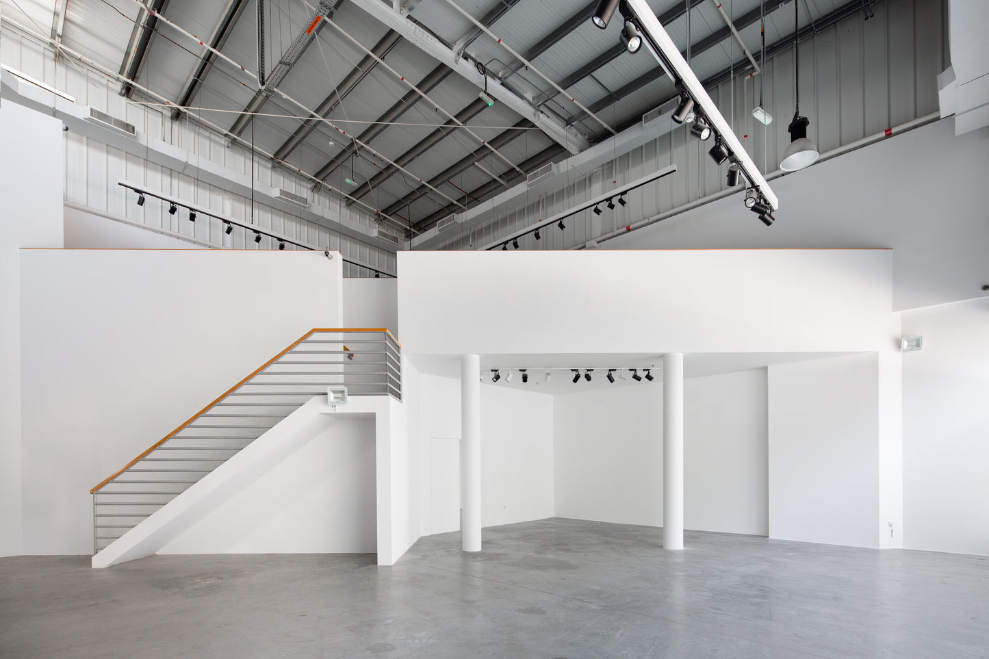 Jossa (Warehouse R75)