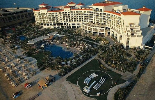 Helipad Lawn (Lawn 19)