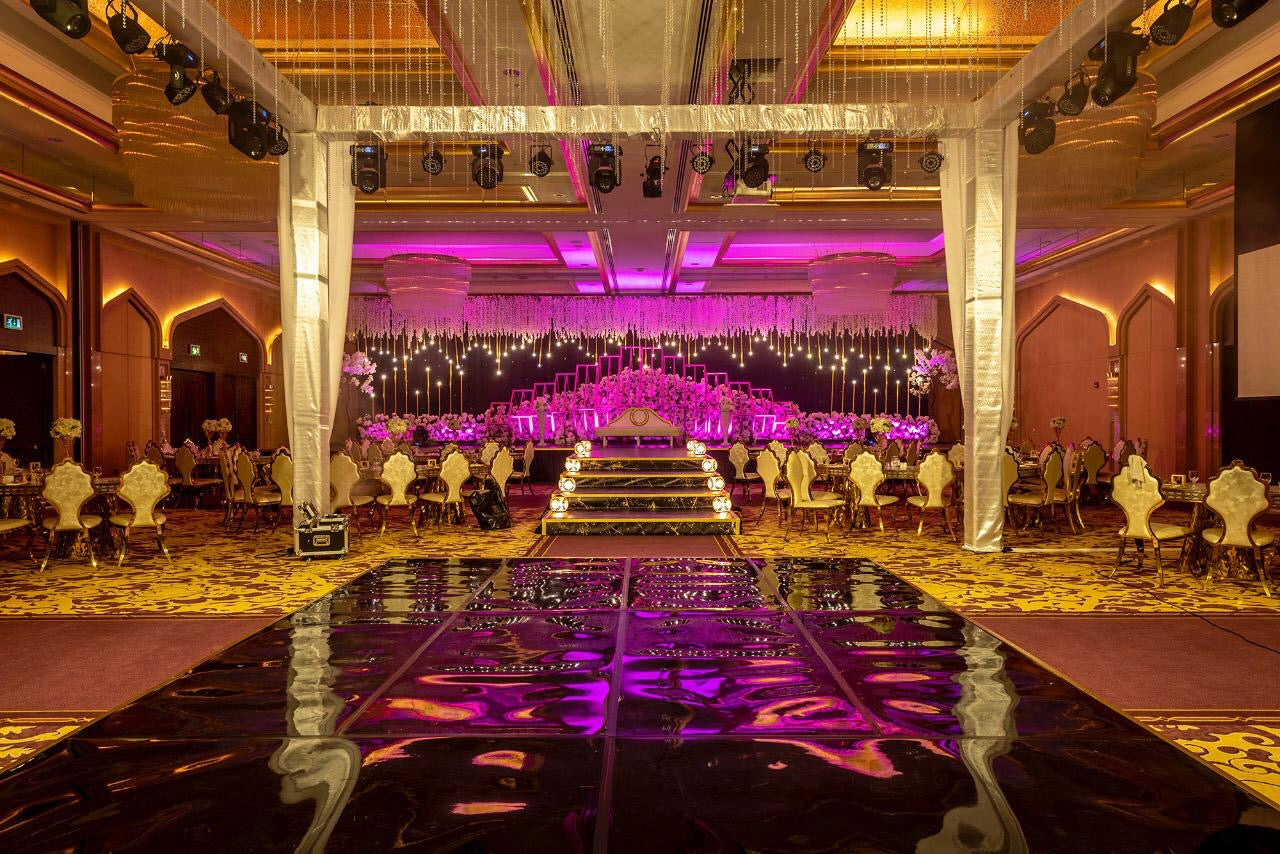 Loulou’a Ballroom Default Title