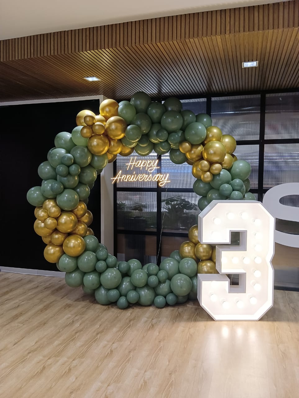 Anniversary Theme Decor