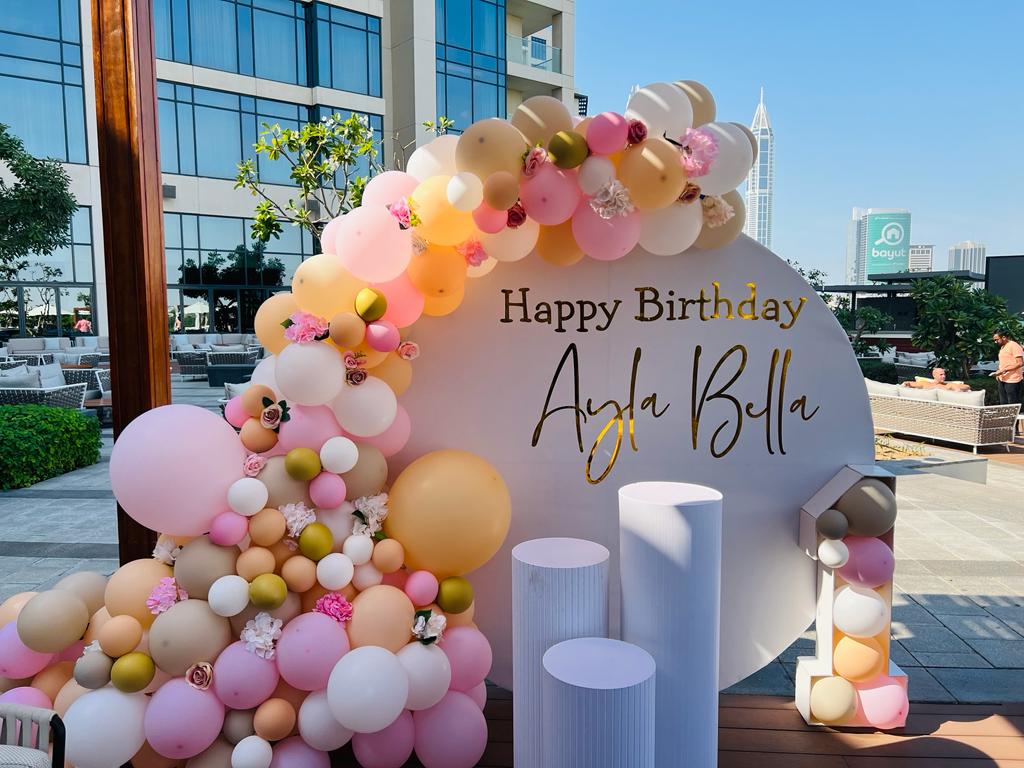 Bella Birthday Decor