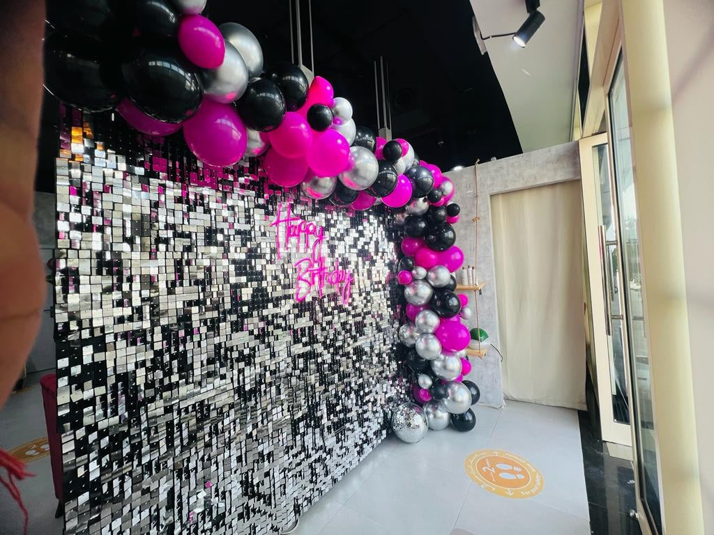 Black-Pink Shimmering Wall Decor