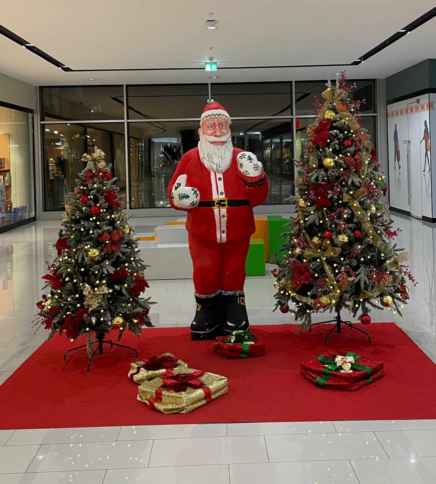 Christmas Theme Decor 3