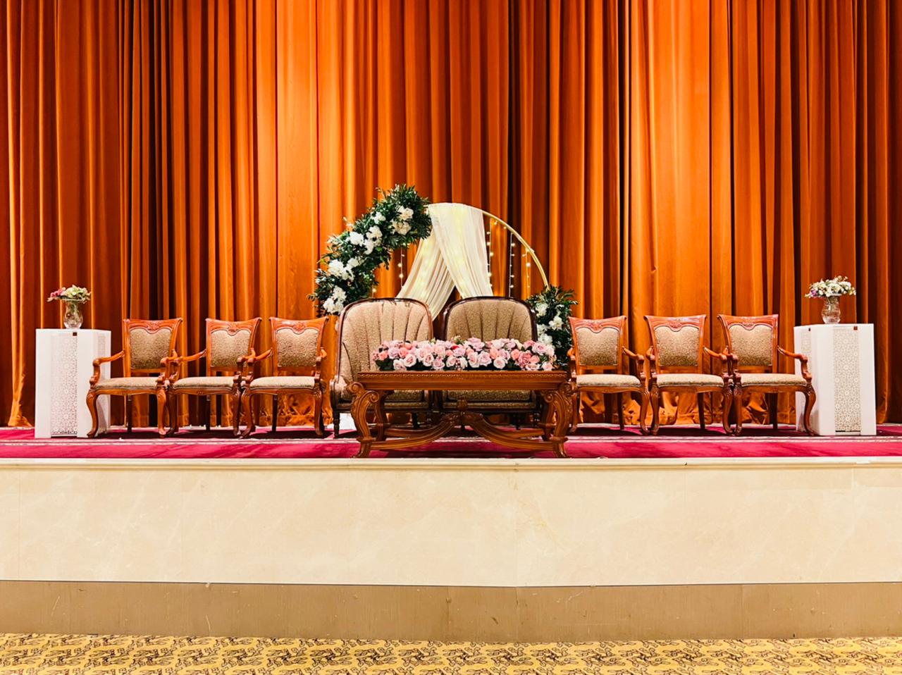 Engagement Decor