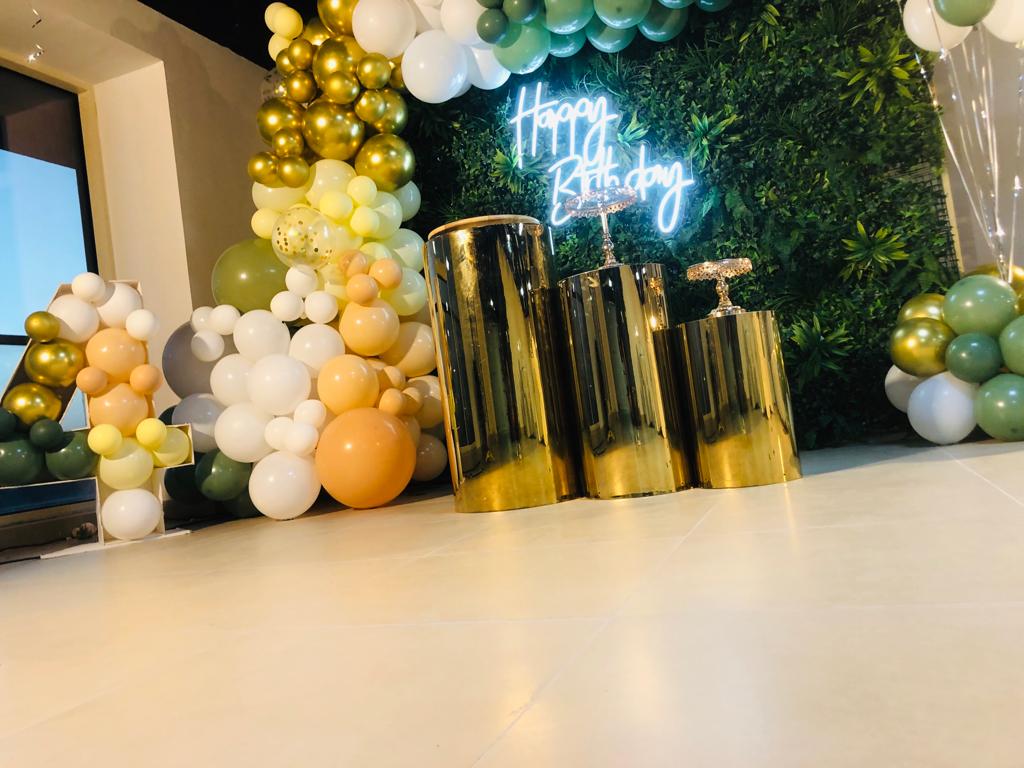 Grass Backdrop Theme