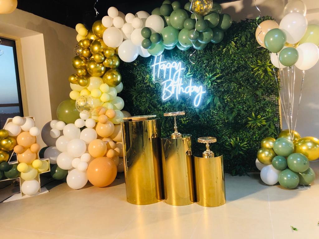 Grass Backdrop Theme