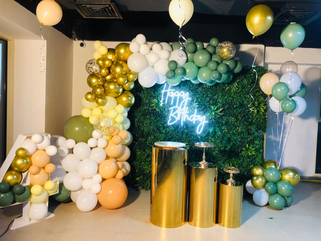 Grass Backdrop Theme