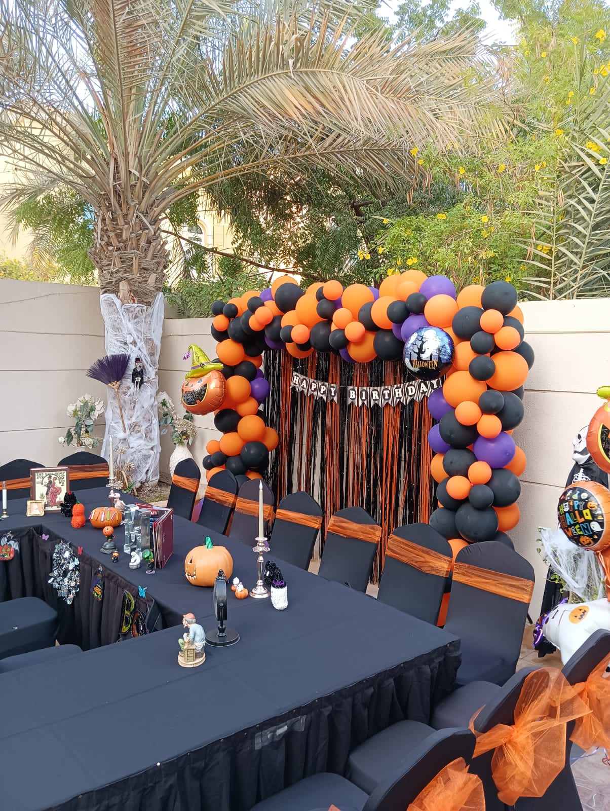 Halloween Birthday Party Decor