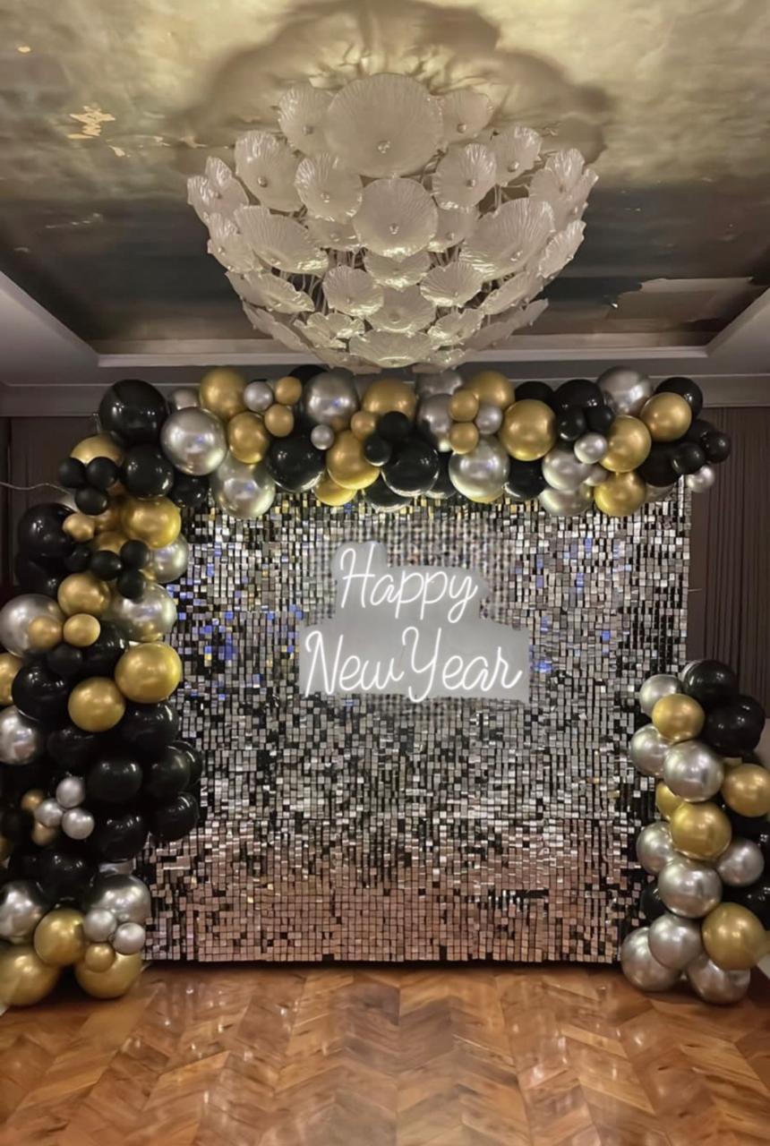Happy New Year Decor 13